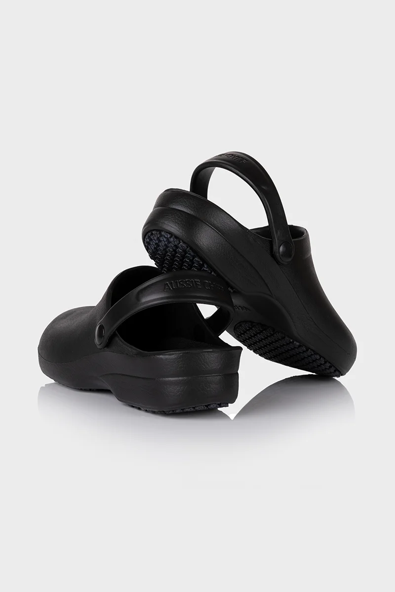Classic Style Slip-On Clogs - Black