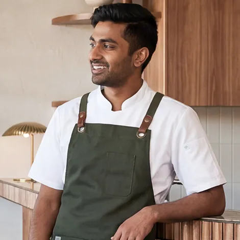 LUCA cross-back apron